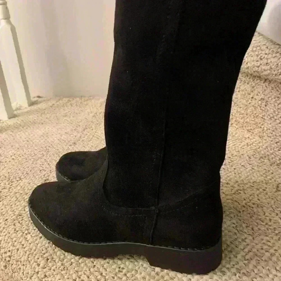 NWT winter  boots with fur inside. Size 38 - Picture 2 of 6